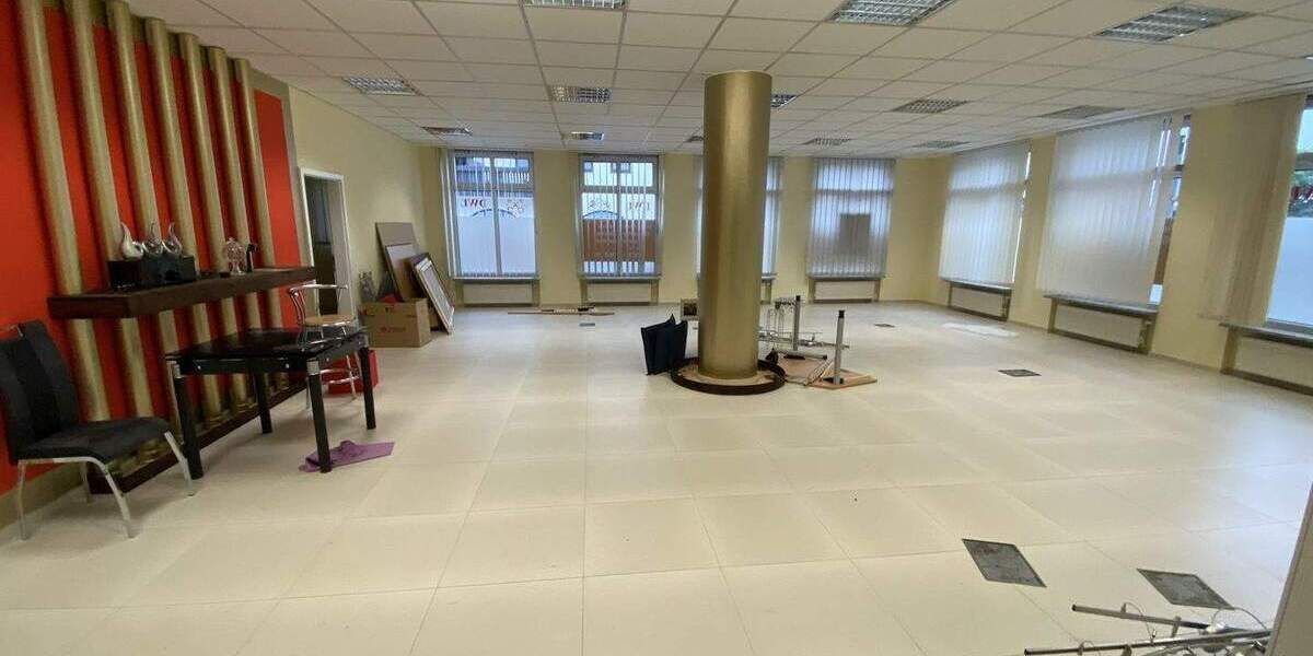 Gewerbeobjekt Kolbermoor - 4 Zimmer, 248 m&sup2;, 3.375&euro; | Angebot:23823079