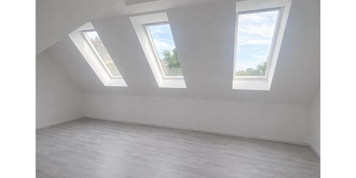 Dachgeschoßwohnung Hamburg Harburg - 3 Zimmer, 75 m&sup2;, 1.512&euro; | Angebot:25962058