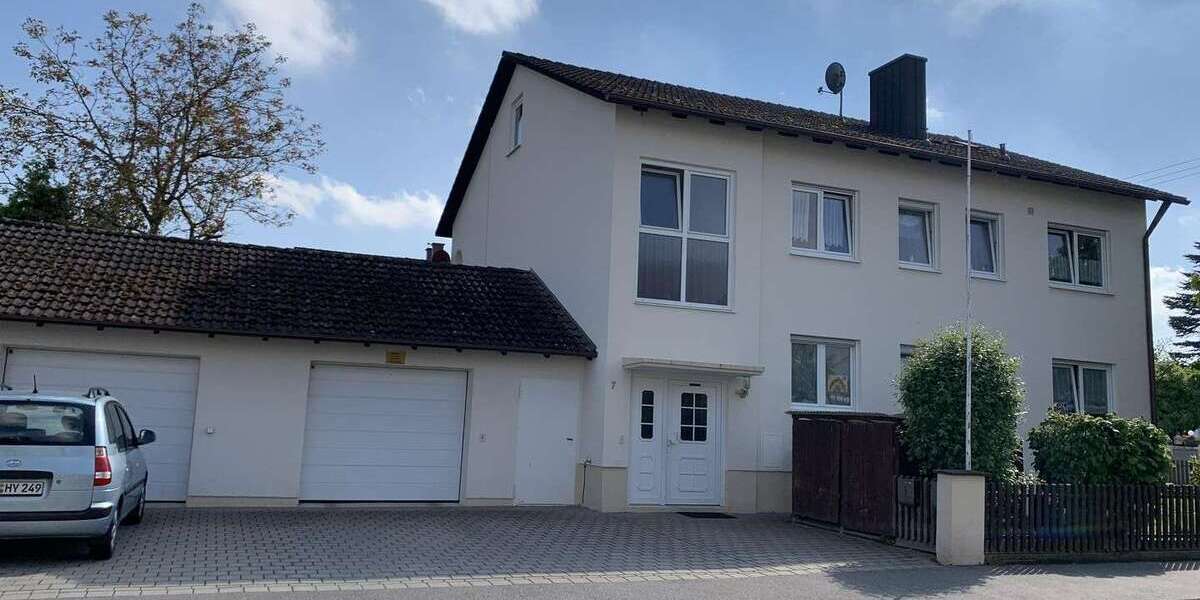 Wohnung zum Mieten in Straubing 800 € 100 m² 4 zimmer
