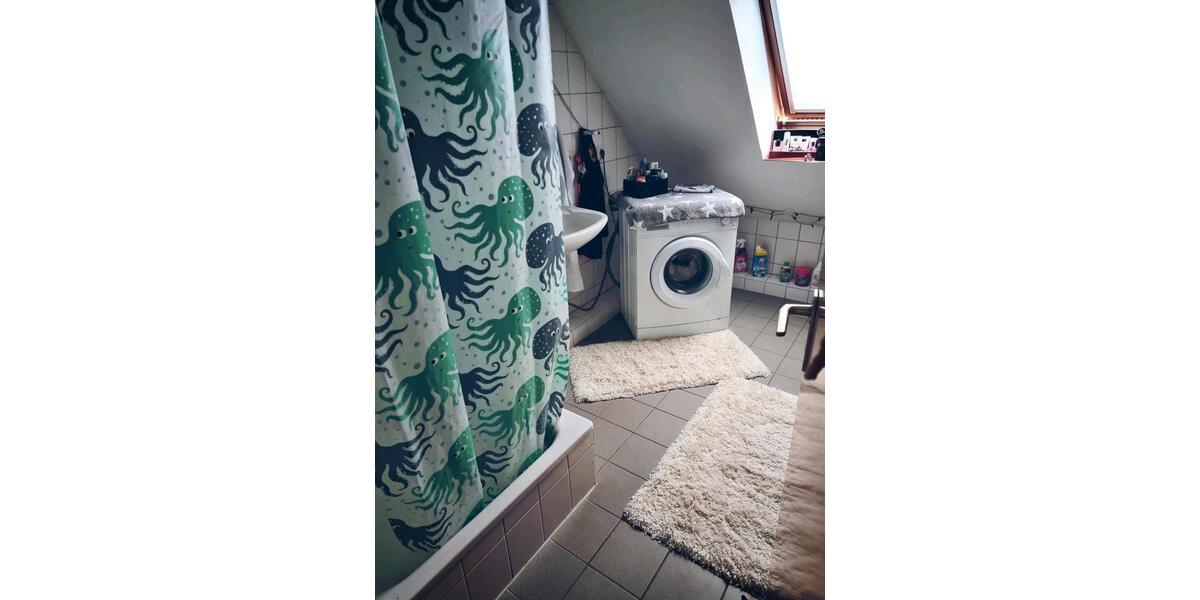 Dachgeschoßwohnung Flensburg - 2 Zimmer, 49 m&sup2;, 583&euro; | Angebot:26365084