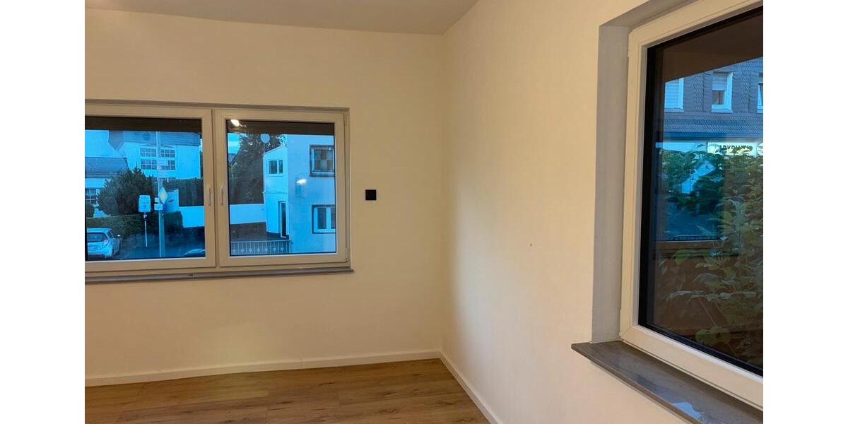 Erdgeschoßwohnung Brilon - 4 Zimmer, 108 m&sup2;, 1.250&euro; | Angebot:26097236