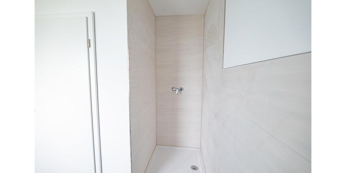 Dachgeschoßwohnung Hemmoor - 3 Zimmer, 96 m&sup2;, 995&euro; | Angebot:26585142
