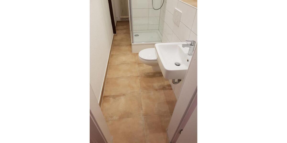 Dachgeschoßwohnung Frankfurt am Main Unterliederbach - 4 Zimmer, 81 m&sup2;, 800&euro; | Angebot:24694116