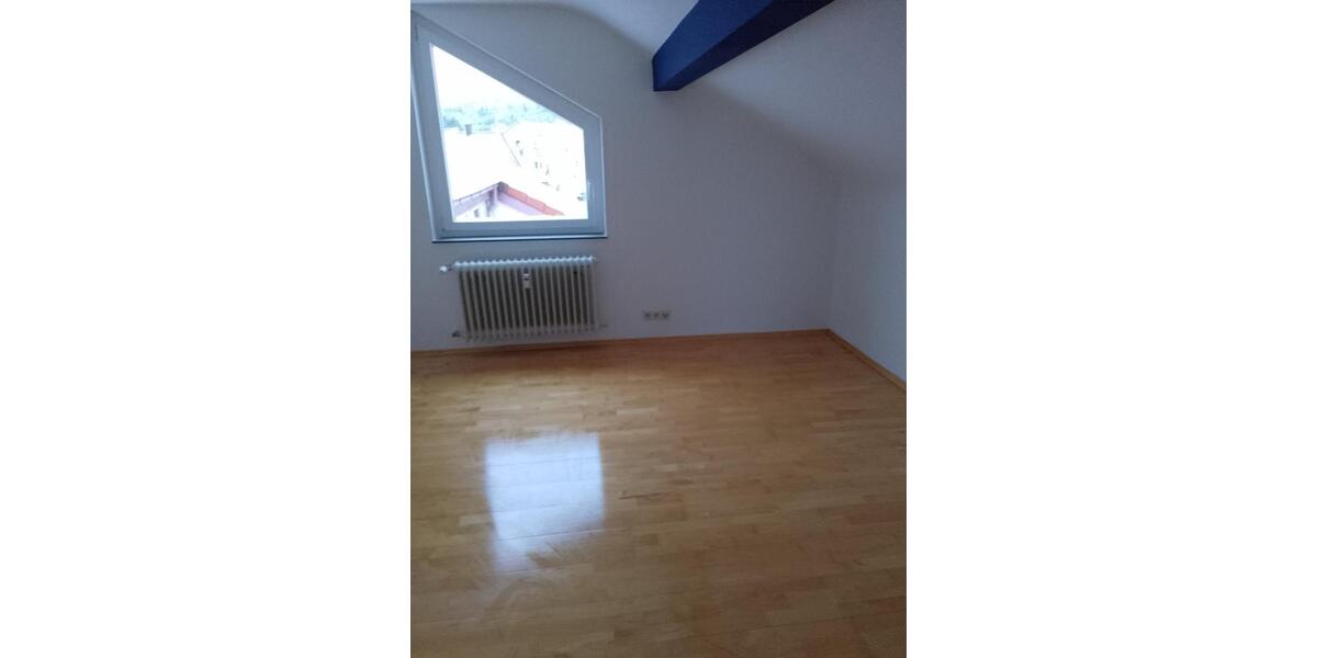 Dachgeschoßwohnung Trochtelfingen - 3.5 Zimmer, 80 m&sup2;, 800&euro; | Angebot:24511764