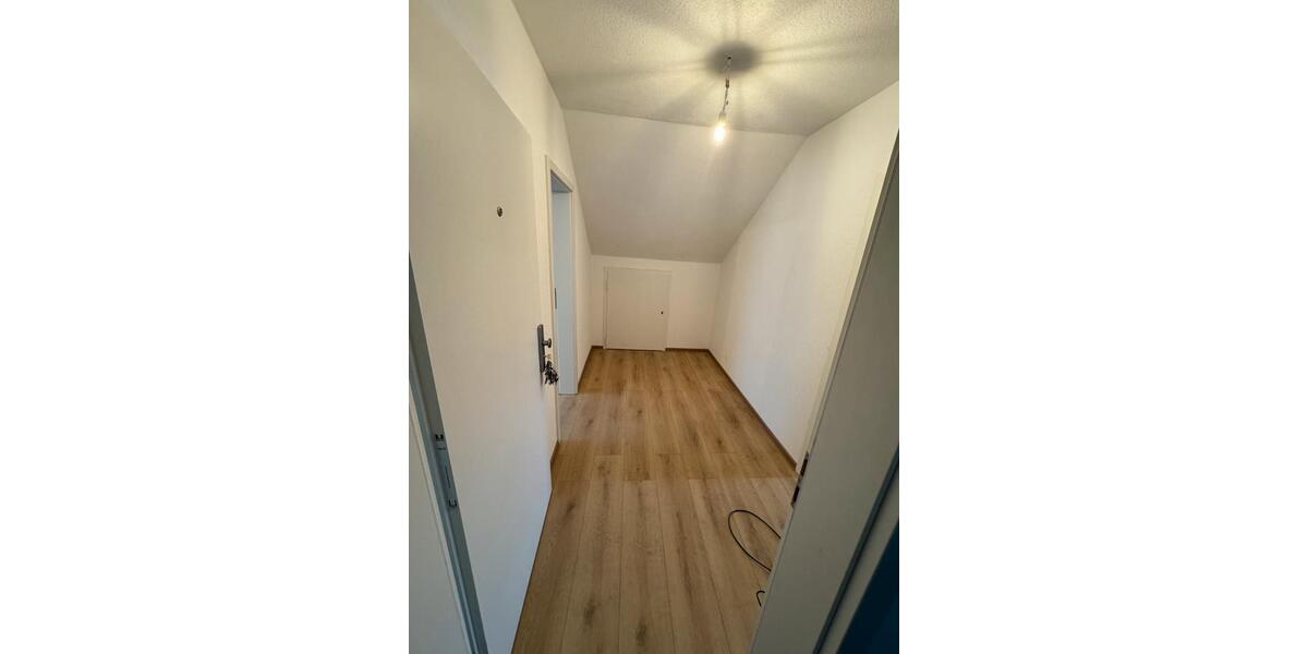 Dachgeschoßwohnung Albstadt Gemarkung Onstmettingen - 1.5 Zimmer, 45 m&sup2;, 500&euro; | Angebot:25887928