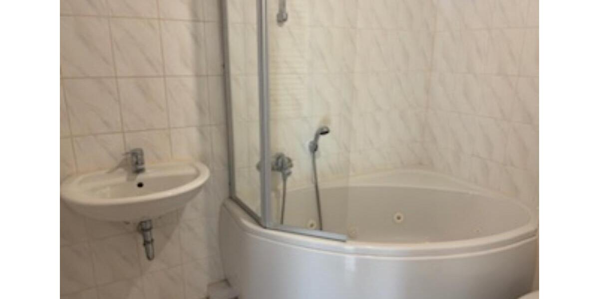 Dachgeschoßwohnung Eisenhüttenstadt - 2 Zimmer, 50 m&sup2;, 489&euro; | Angebot:25843648