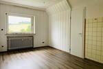 Dachgeschoßwohnung Gummersbach - 4 Zimmer, 73 m&sup2;, 800&euro; | Angebot:26356814