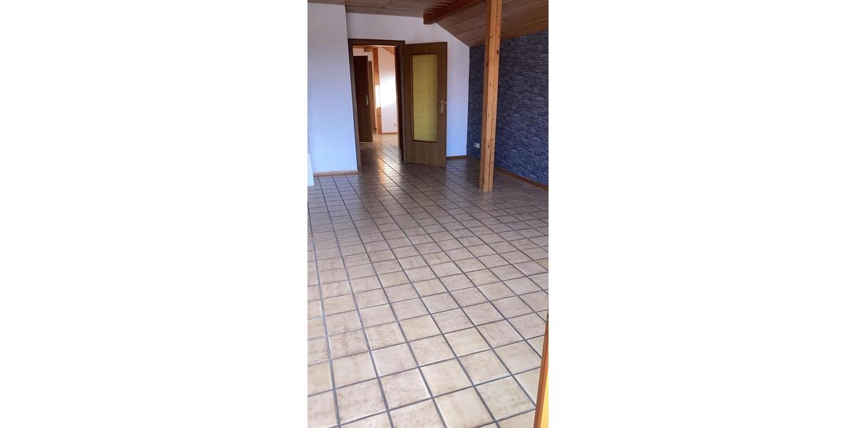 Dachgeschoßwohnung Manching - 2 Zimmer, 78 m&sup2;, 785&euro; | Angebot:26621770