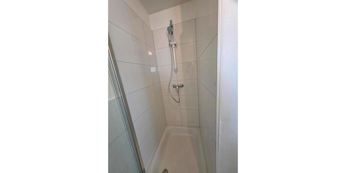 Dachgeschoßwohnung Regensburg Konradsiedlung - 1 Zimmer, 21 m&sup2;, 500&euro; | Angebot:26113341