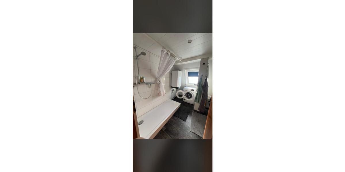 Wohnen auf Zeit Bremerhaven Geestemünde - 5 Zimmer, 130 m&sup2;, 400&euro; | Angebot:26531758