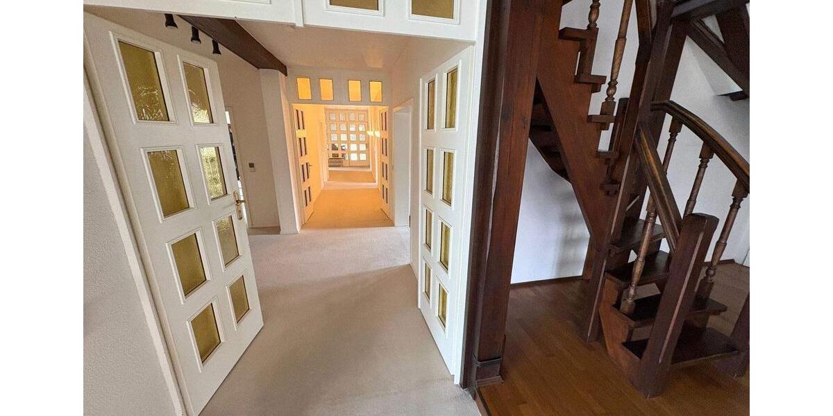 Etagenwohnung Helmstedt - 5 Zimmer, 130 m&sup2;, 950&euro; | Angebot:26491369