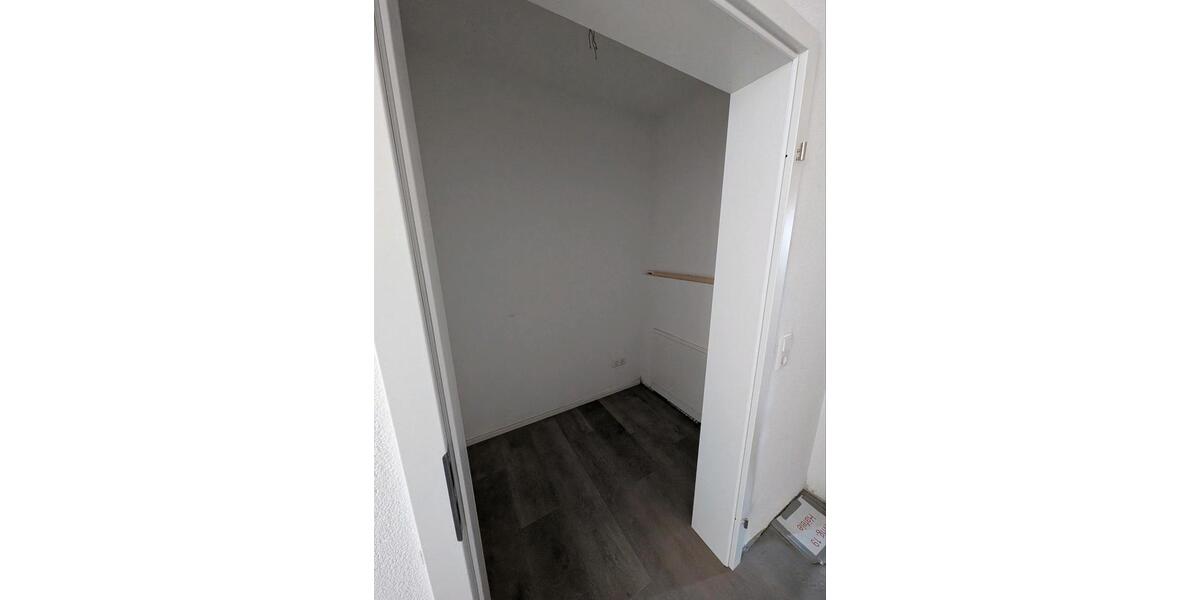 Erdgeschoßwohnung Bad Wurzach - 4 Zimmer, 97 m&sup2;, 1.200&euro; | Angebot:25636808