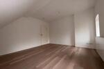 Dachgeschoßwohnung Alsdorf - 3 Zimmer, 92 m&sup2;, 830&euro; | Angebot:26131012