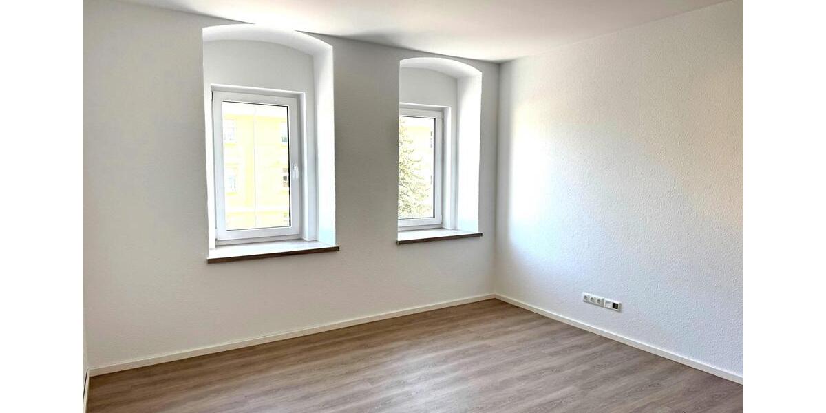 Große, familienfreundliche 4-Raumwohnungen in frisch saniertem Mehrfamilienhaus! 4 zimmer