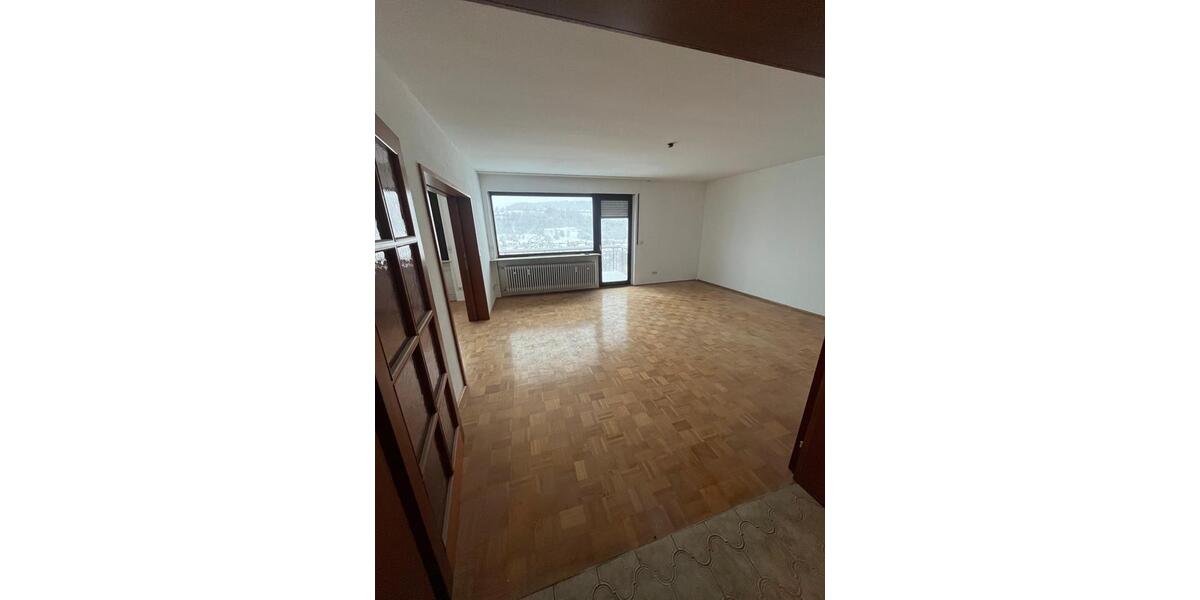 Erdgeschoßwohnung Bad Mergentheim - 4 Zimmer, 115 m&sup2;, 1.150&euro; | Angebot:24743984
