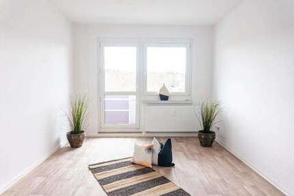 Wohnung Chemnitz Helbersdorf - 5 Zimmer, 98 m&sup2;, 600&euro; | Angebot:26793978