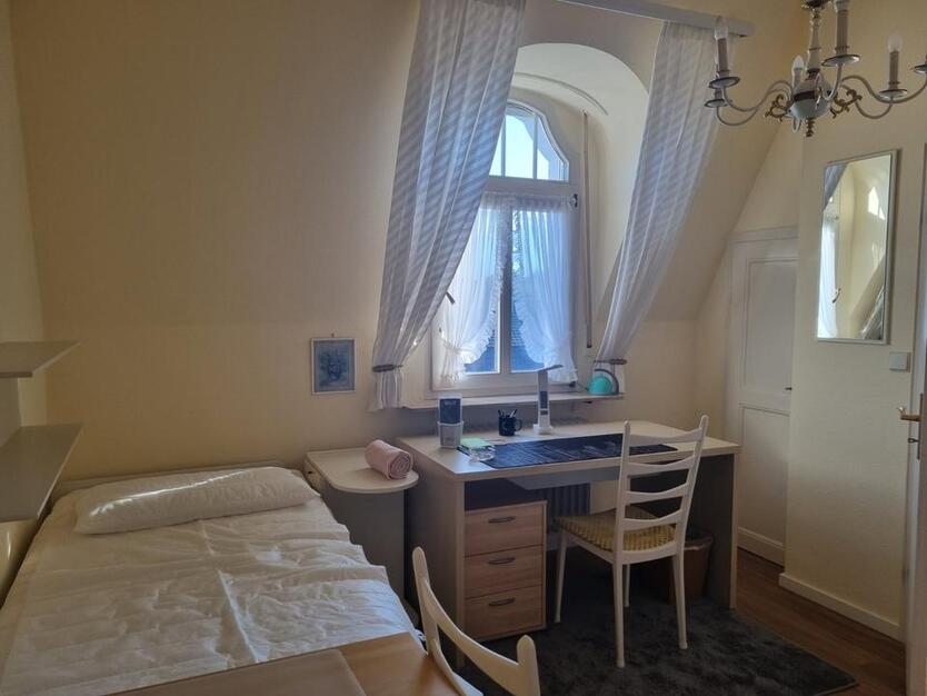 1-Zimmer Appartment in schönster Villa Wiesbadens