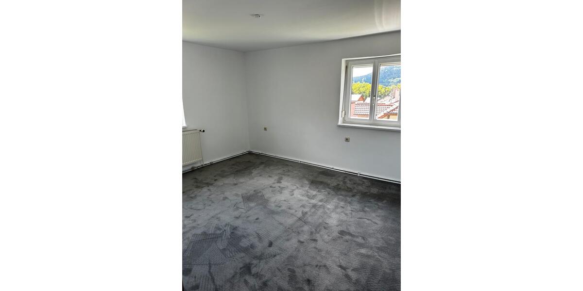 Einfamilienhaus Deggendorf - 5 Zimmer, 107 m&sup2;, 1.200&euro; | Angebot:26218228