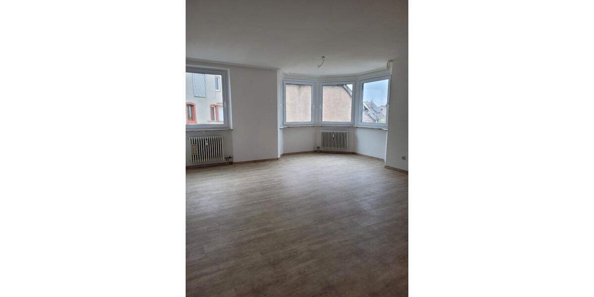 Etagenwohnung Neunkirchen - 2 Zimmer, 60 m&sup2;, 720&euro; | Angebot:25106009