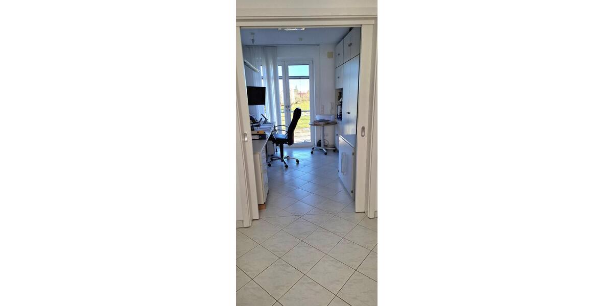 Gewerbeobjekt Dillingen an der Donau - 7 Zimmer, 160 m&sup2;, 1.880&euro; | Angebot:23663675