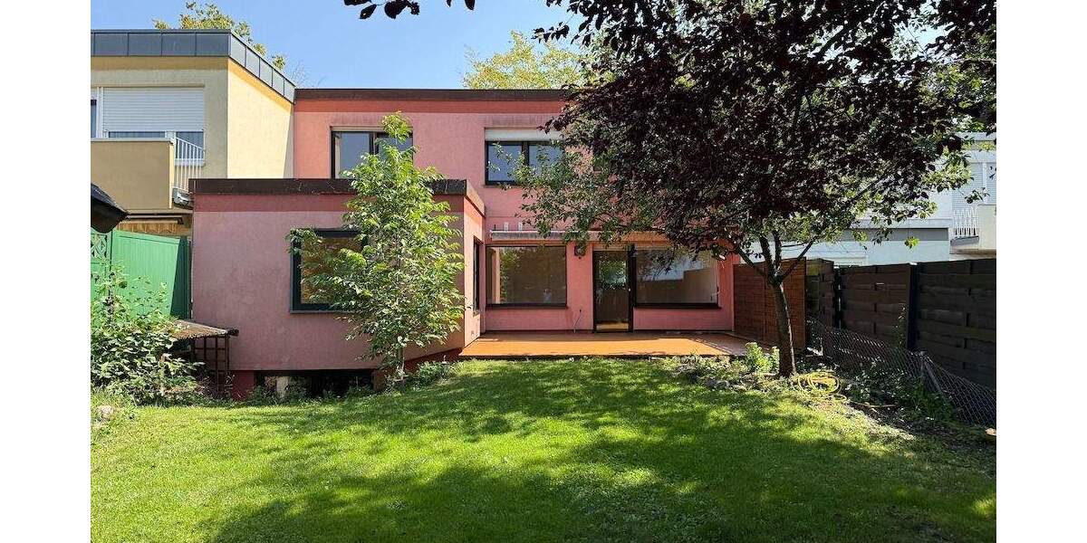 Reihenmittelhaus in Röthenbach 4 zimmer