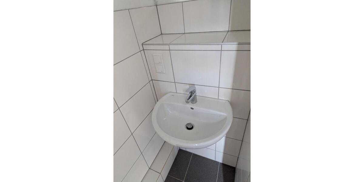 Etagenwohnung Erfurt Hochheim - 2 Zimmer, 37 m&sup2;, 450&euro; | Angebot:25225268