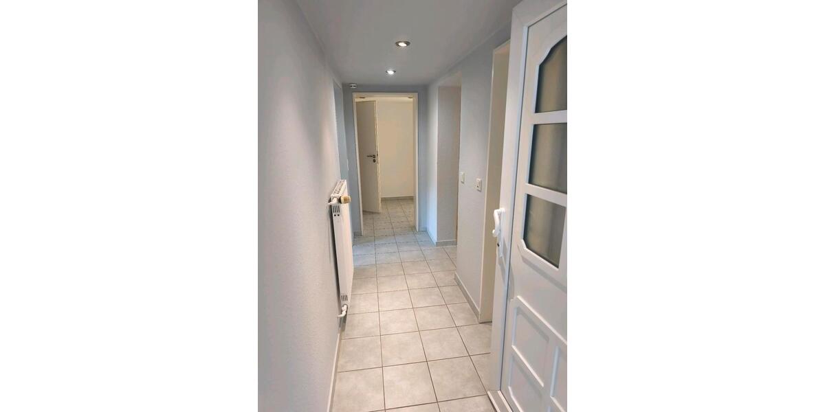 Erdgeschoßwohnung Troisdorf - 3 Zimmer, 63 m&sup2;, 750&euro; | Angebot:25602111