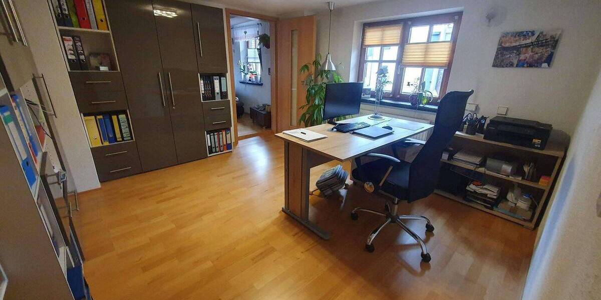 Etagenwohnung Weinsberg-Grantschen Grantschen - 5 Zimmer, 145 m&sup2;, 1.500&euro; | Angebot:26159836