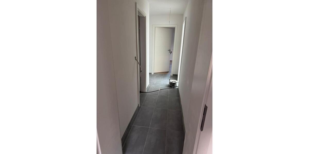 3-Zimmer-Wohnung – Kern saniert – Balkon – Fußbodenheizung 3 zimmer