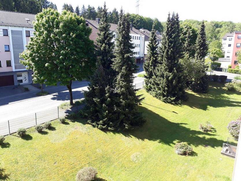 DreiZimmerwohnung mit Balkon und Stellplatz
