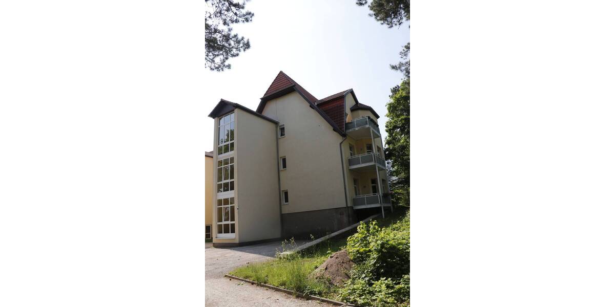 Etagenwohnung Sondershausen - 3 Zimmer, 85 m&sup2;, 560&euro; | Angebot:26289763