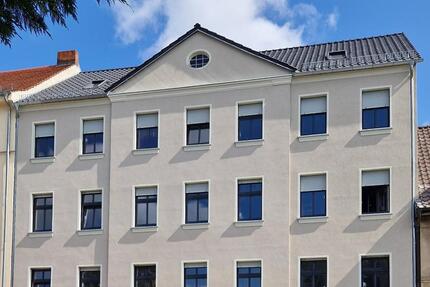 ERSTBEZUG- Stilvoll, frisch sanierte 3- Zimmer- Wohnung 3 zimmer