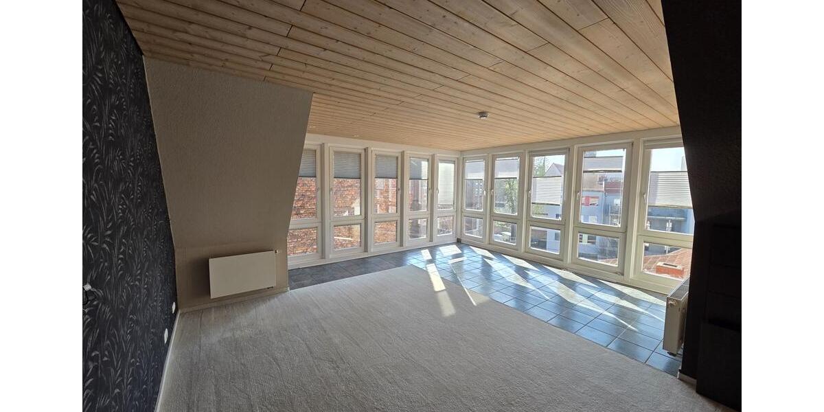 Dachgeschoßwohnung Erfurt - 2 Zimmer, 128 m&sup2;, 1.200&euro; | Angebot:26492734