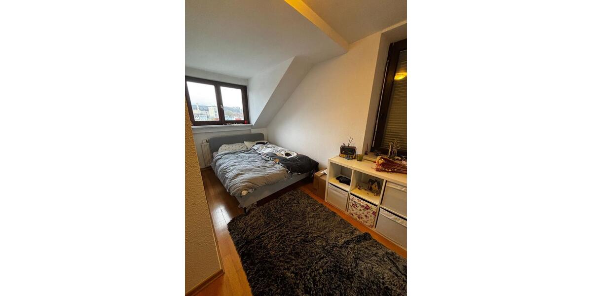 Dachgeschoßwohnung Saarbrücken St. Arnual - 3 Zimmer, 70 m&sup2;, 450&euro; | Angebot:25636583
