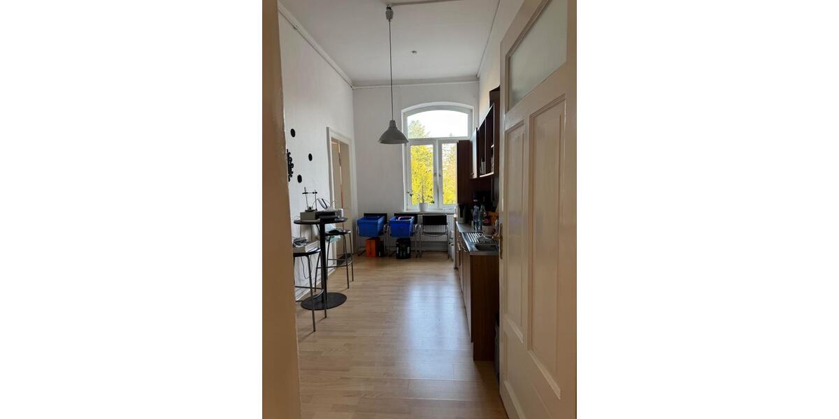 Etagenwohnung Nienburg (Weser) - 6 Zimmer, 186 m&sup2;, 1.400&euro; | Angebot:26058512