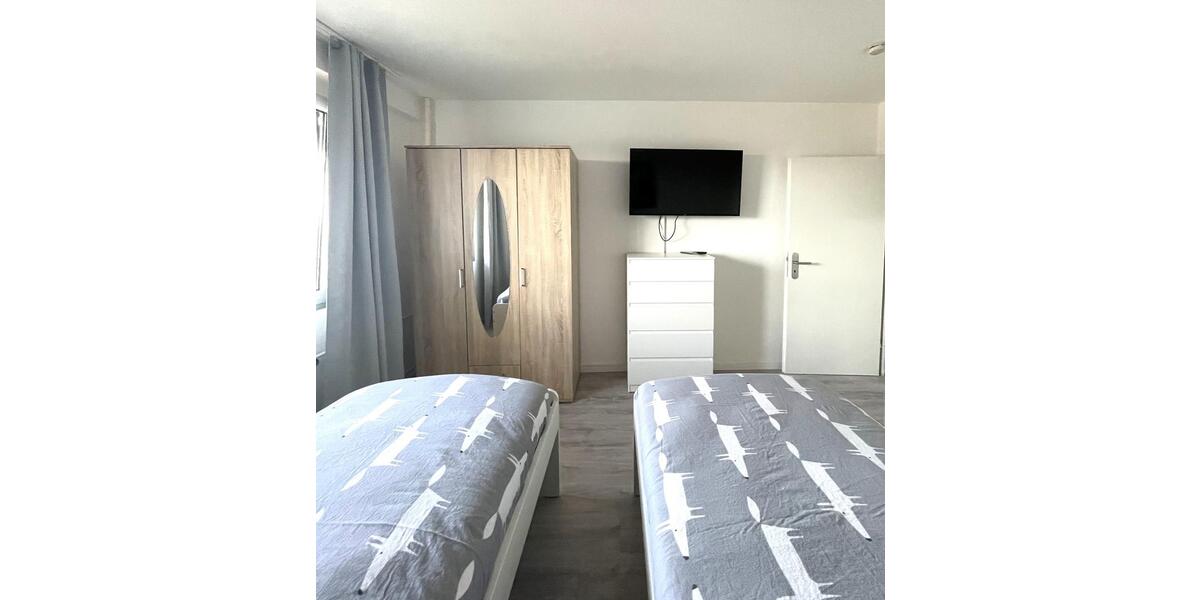 Wohnen auf Zeit Duisburg Essenberg - 57 Zimmer, 1.550 m&sup2;, 15&euro; | Angebot:23784944