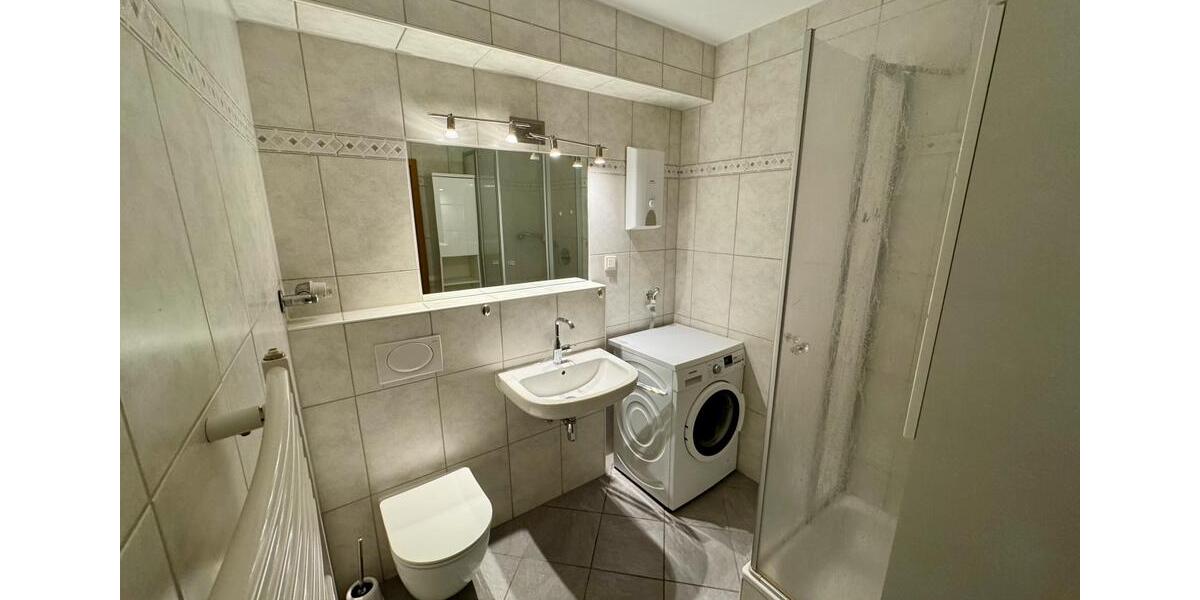 Wohnen auf Zeit Langenfeld (Rheinland) - 2 Zimmer, 65 m&sup2;, 15&euro; | Angebot:26039293