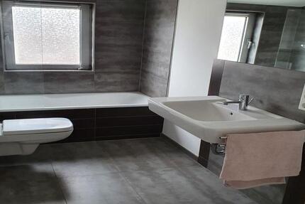 Wohnen auf Zeit Karben - 13 Zimmer, 96 m&sup2;, 390&euro; | Angebot:25899935