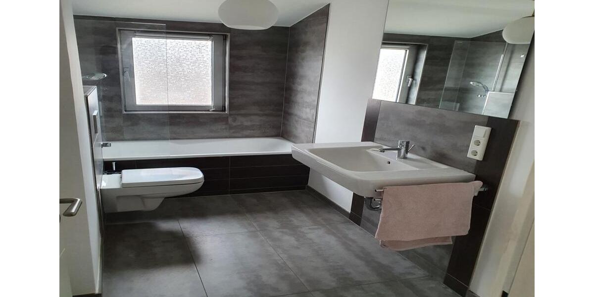 Wohnen auf Zeit Karben - 13 Zimmer, 96 m&sup2;, 390&euro; | Angebot:25899935