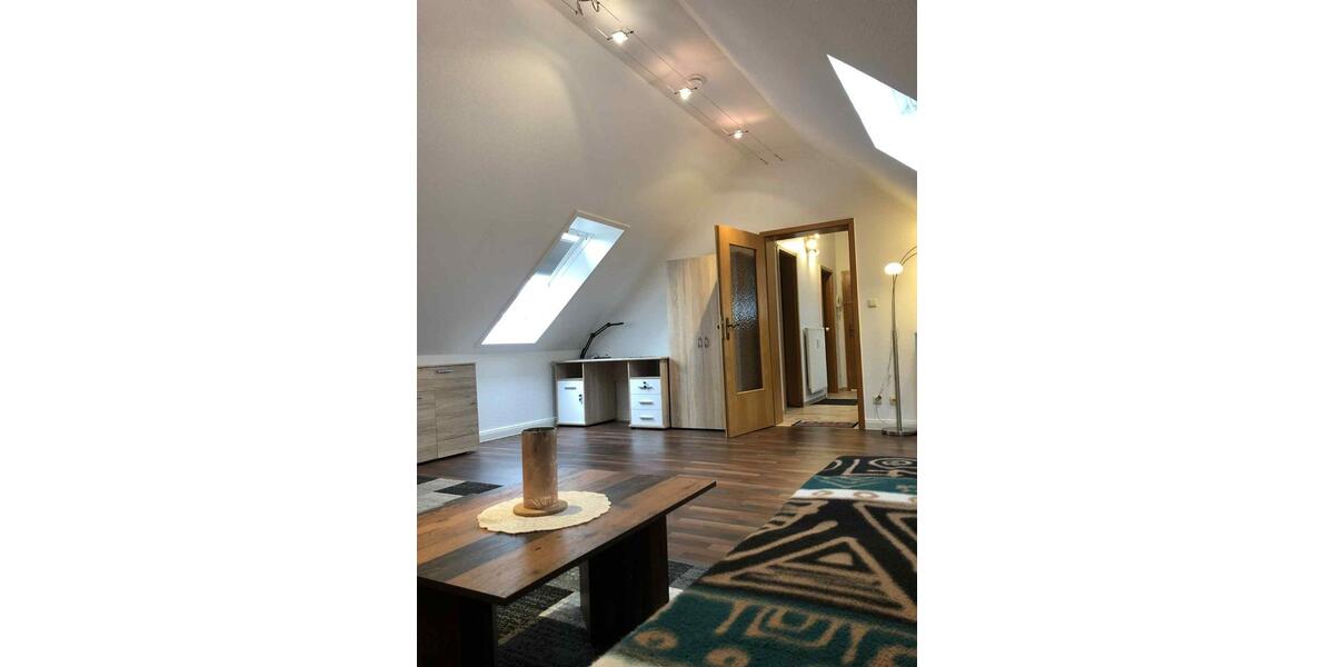 Dachgeschoßwohnung Munster - 1.5 Zimmer, 25&euro; | Angebot:23009516