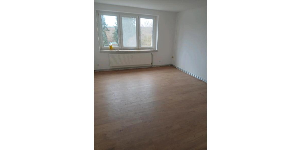 Etagenwohnung Templin - 3 Zimmer, 57 m&sup2;, 375&euro; | Angebot:25615197