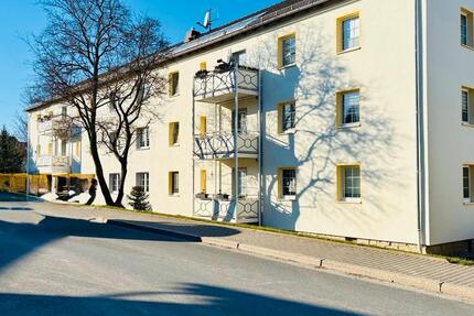 Schöne 4 Zimmer Wohnung, Singer-Meisel-Straße 10, 08209 Auerbach 4 zimmer