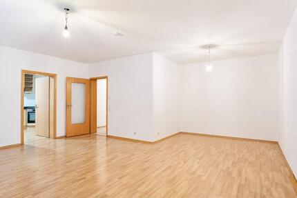 Wohnung Siegburg - 2 Zimmer, 86 m&sup2;, 740&euro; | Angebot:26645320