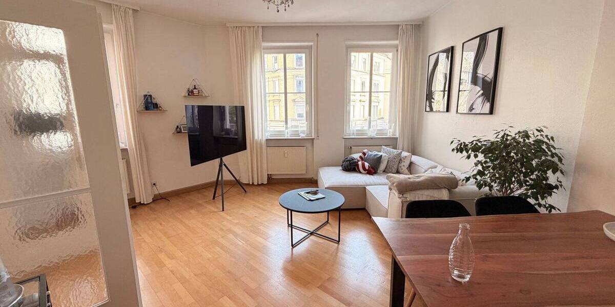 Etagenwohnung Stuttgart West - 3 Zimmer, 83 m&sup2;, 1.250&euro; | Angebot:26143176