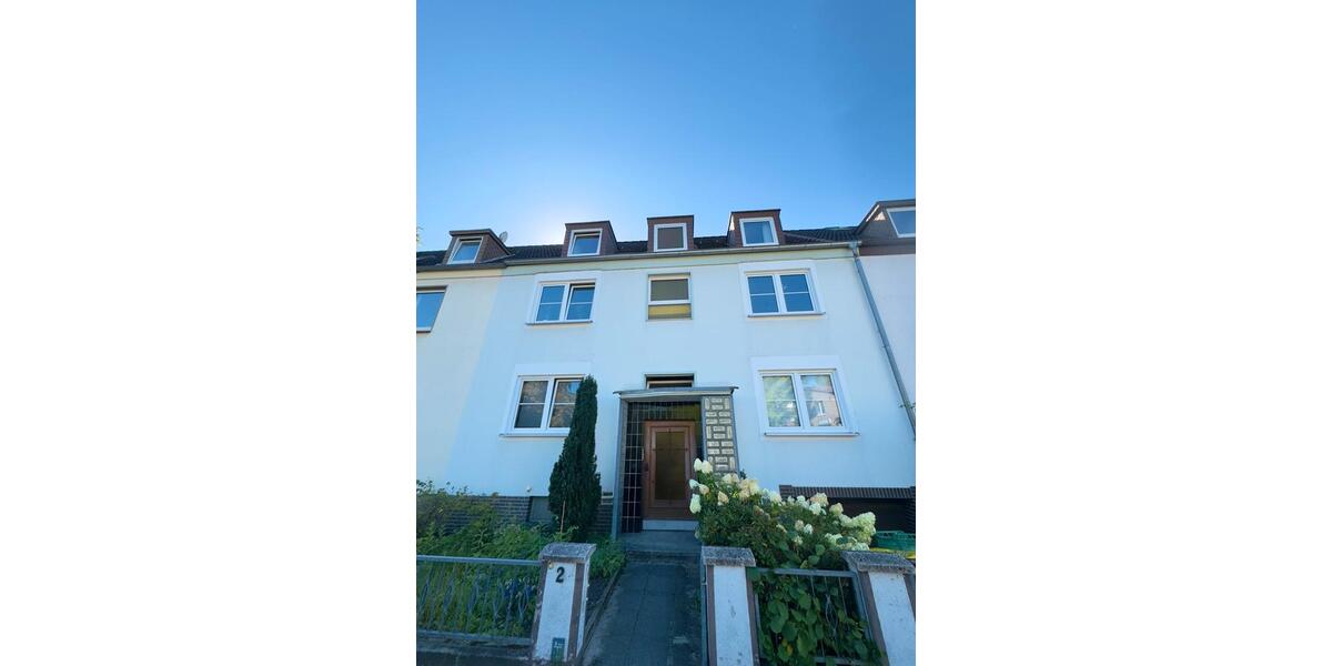Dachgeschoßwohnung Laatzen - 3 Zimmer, 68 m&sup2;, 680&euro; | Angebot:26629470