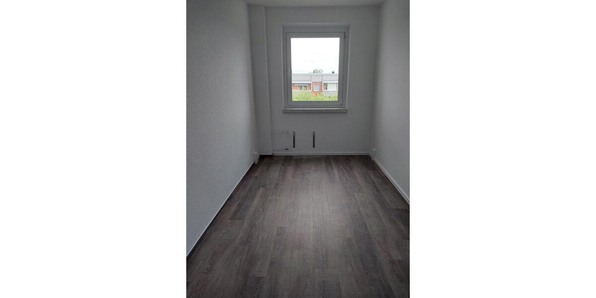 Etagenwohnung Olbersdorf - 4 Zimmer, 81 m&sup2;, 480&euro; | Angebot:26491680