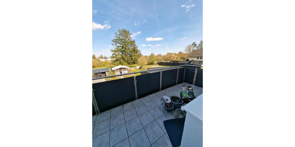 Etagenwohnung Pohlheim - 3 Zimmer, 98 m&sup2;, 1.200&euro; | Angebot:26049620