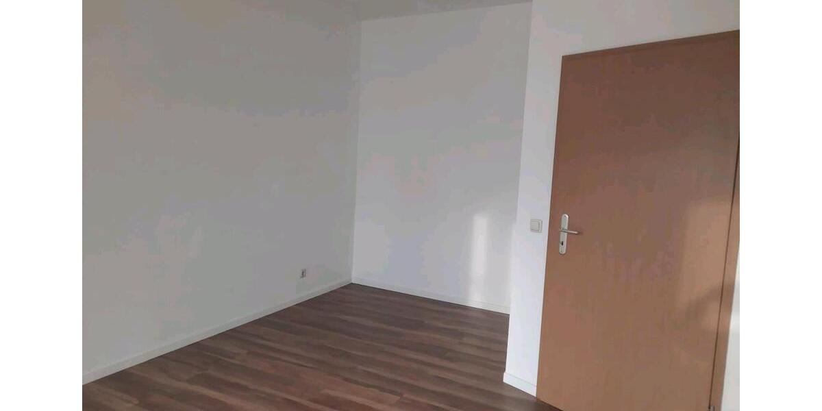 Erdgeschoßwohnung Neubrandenburg - 2 Zimmer, 60 m&sup2;, 695&euro; | Angebot:24478702