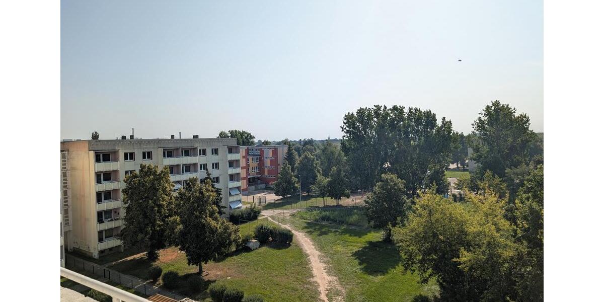 Etagenwohnung Staßfurt - 4 Zimmer, 86 m&sup2;, 411&euro; | Angebot:22420261