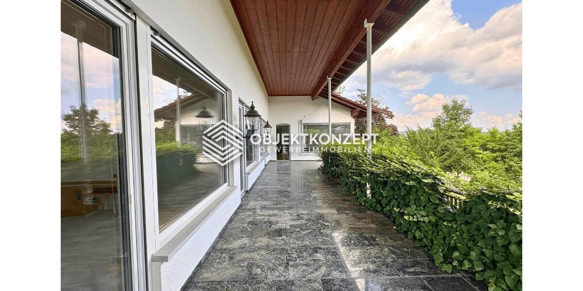 Exklusive Wohnetage mit Retro-Charme und Altstadtblick – provisionsfrei mieten 7 zimmer